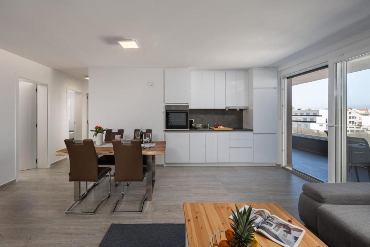 Apartments Cesare Nin Εξωτερικό φωτογραφία