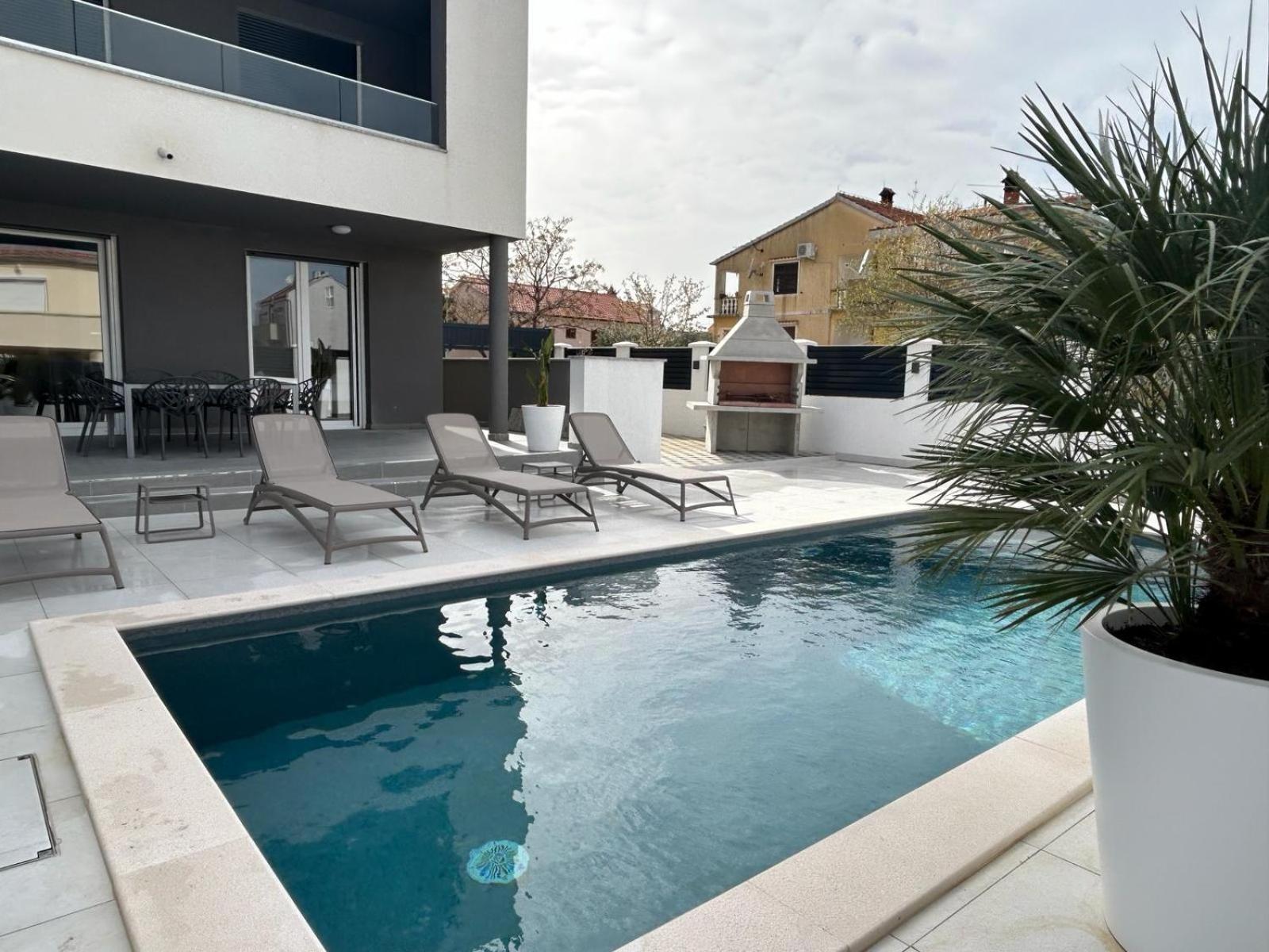 Apartments Cesare Nin Εξωτερικό φωτογραφία